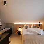Lebe'oetz - Ferienapartmenthaus Im Zentrum Von Διαμέρισμα Oetz