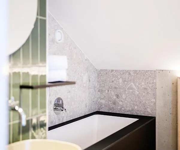 Lebe'oetz - Ferienapartmenthaus Im Zentrum Von Apartment *