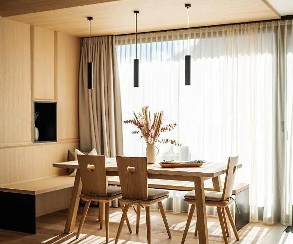 Lebe'oetz - Ferienapartmenthaus Im Zentrum Von * Oetz