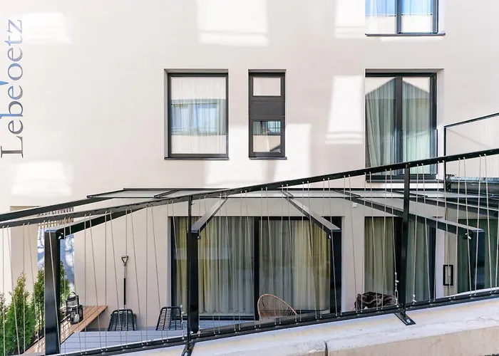 Lebe'oetz - Ferienapartmenthaus Im Zentrum Von Oetz