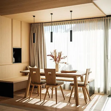 Lebe'oetz - Ferienapartmenthaus Im Zentrum Von * Oetz