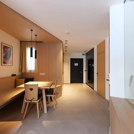 Lebe'oetz - Ferienapartmenthaus Im Zentrum Von